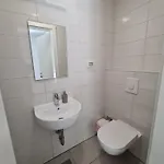 אכסניה Subtub מאקרסקה