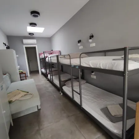 Subtub Hostel