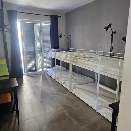 Subtub Makarska