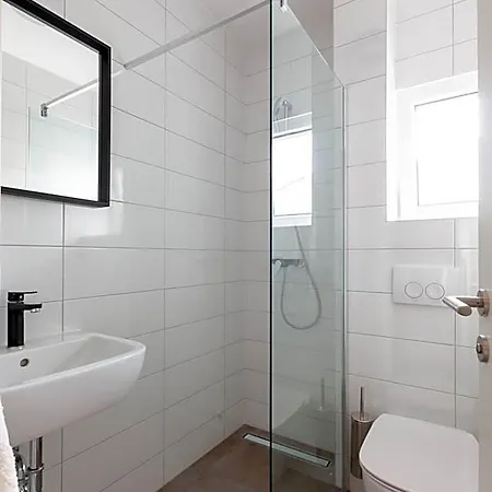 Hostel Subtub Makarska