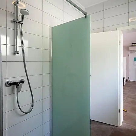 Subtub Albergue Makarska