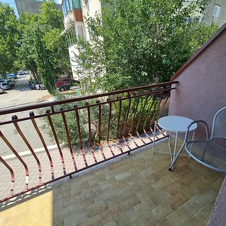 Subtub Albergue Makarska